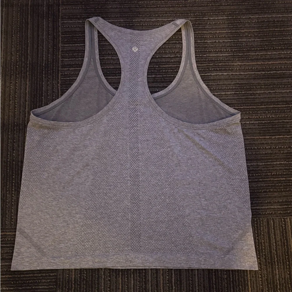 Lululemon tank top - Picture 2 of 3
